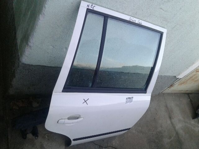 bontott SKODA OCTAVIA I Jobb hátsó Ajtó (Részeivel)