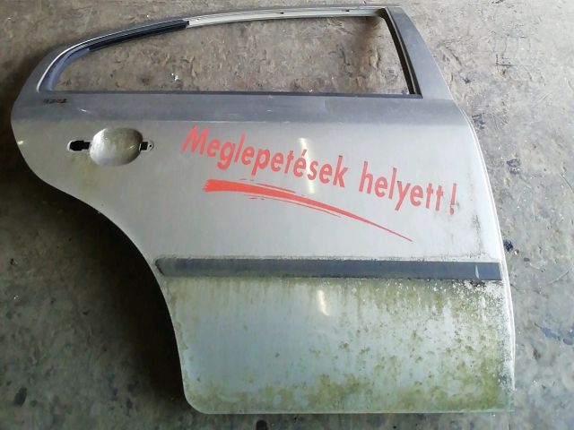 bontott SKODA OCTAVIA I Jobb hátsó Ajtó (Üres lemez)