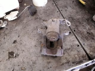 bontott SKODA OCTAVIA I Jobb hátsó Féknyereg Munkahengerrel