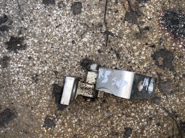 bontott SKODA OCTAVIA I Jobb hátsó Felső Zsanér