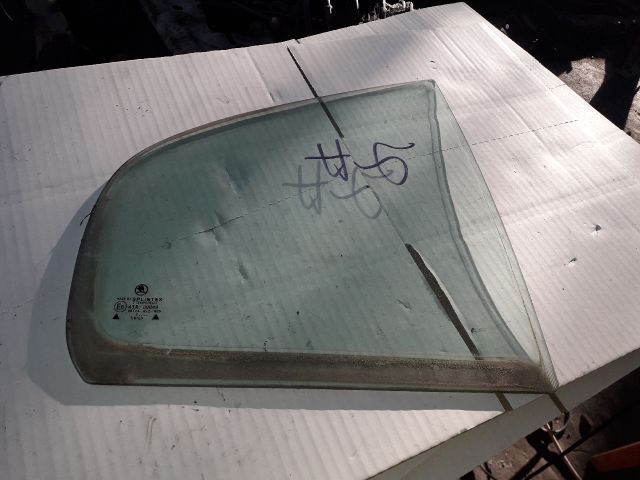 bontott SKODA OCTAVIA I Jobb hátsó Fixüveg (Ajtóban)