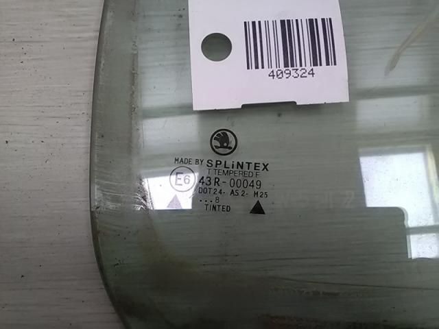bontott SKODA OCTAVIA I Jobb hátsó Fixüveg (Ajtóban)