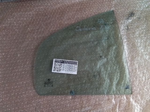 bontott SKODA OCTAVIA I Jobb hátsó Fixüveg (Ajtóban)