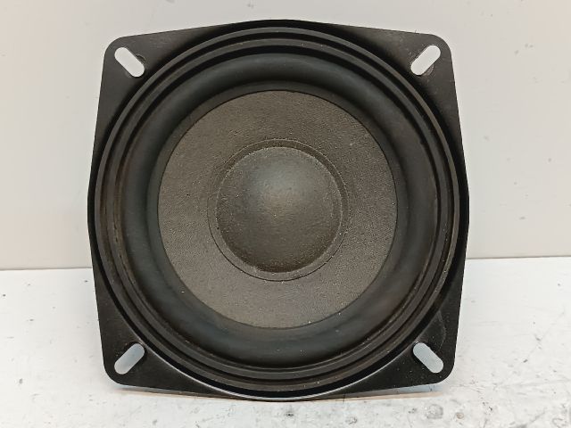 bontott SKODA OCTAVIA I Jobb hátsó Hangszóró