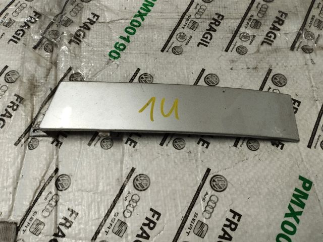 bontott SKODA OCTAVIA I Jobb Hátsó Lámpa Bajusz Díszléc