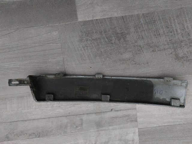 bontott SKODA OCTAVIA I Jobb Hátsó Lámpa Bajusz Díszléc