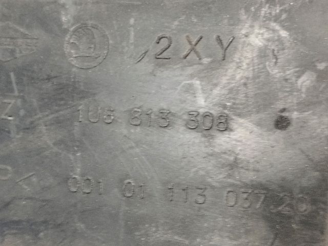 bontott SKODA OCTAVIA I Jobb Hátsó Lámpa Bajusz Díszléc