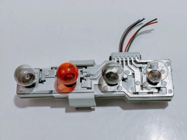 bontott SKODA OCTAVIA I Jobb Hátsó Lámpa Foglalat