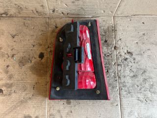 bontott SKODA OCTAVIA I Jobb Hátsó Lámpa