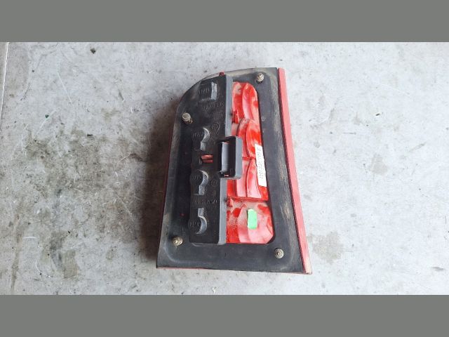 bontott SKODA OCTAVIA I Jobb Hátsó Lámpa