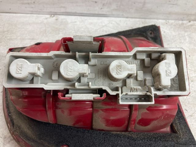 bontott SKODA OCTAVIA I Jobb Hátsó Lámpa