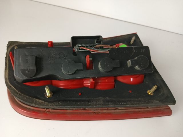 bontott SKODA OCTAVIA I Jobb Hátsó Lámpa