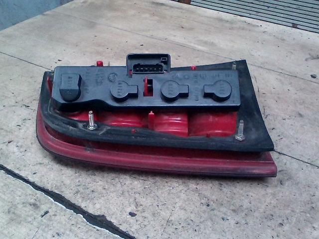 bontott SKODA OCTAVIA I Jobb Hátsó Lámpa