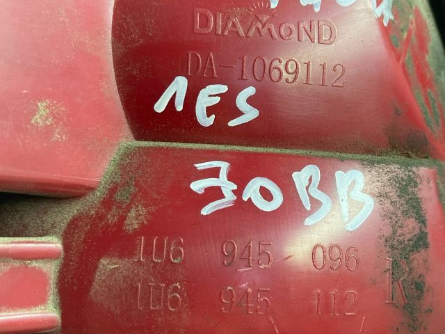 bontott SKODA OCTAVIA I Jobb Hátsó Lámpa