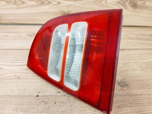 bontott SKODA OCTAVIA I Jobb Hátsó Lámpa