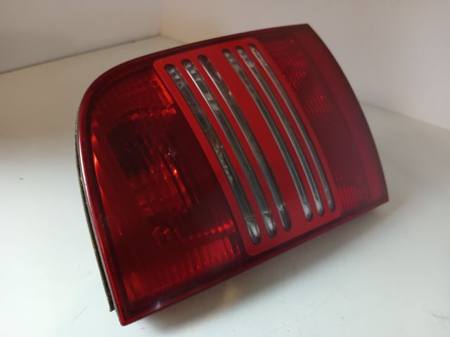 bontott SKODA OCTAVIA I Jobb Hátsó Lámpa