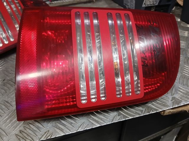 bontott SKODA OCTAVIA I Jobb Hátsó Lámpa