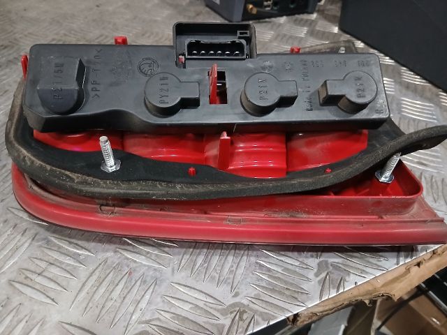 bontott SKODA OCTAVIA I Jobb Hátsó Lámpa