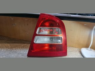 bontott SKODA OCTAVIA I Jobb Hátsó Lámpa