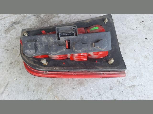 bontott SKODA OCTAVIA I Jobb Hátsó Lámpa