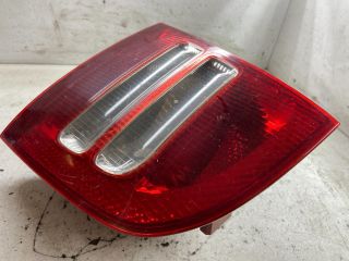 bontott SKODA OCTAVIA I Jobb Hátsó Lámpa