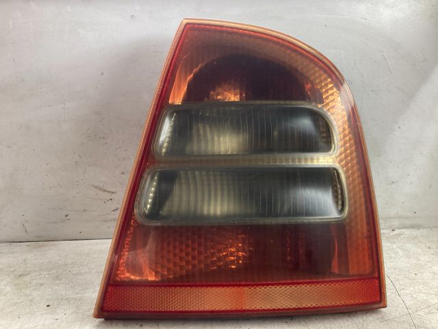 bontott SKODA OCTAVIA I Jobb Hátsó Lámpa
