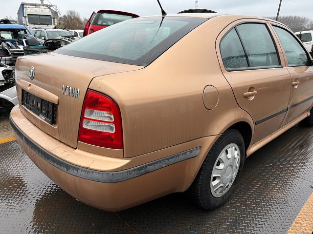 bontott SKODA OCTAVIA I Jobb Visszapillantó Tükör (Elektromos)