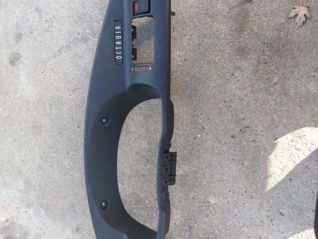 bontott SKODA OCTAVIA I Kilométeróra Keret