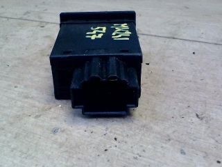 bontott SKODA OCTAVIA I Kipörgésgátló Kapcsoló