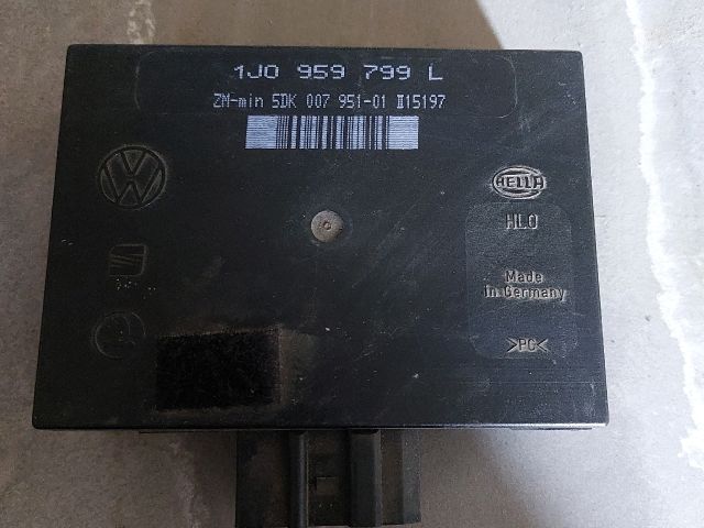 bontott SKODA OCTAVIA I Komfort Elektronika