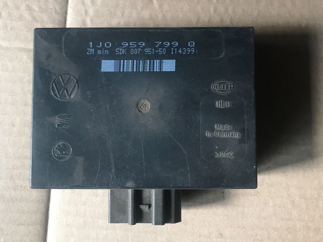 bontott SKODA OCTAVIA I Komfort Elektronika