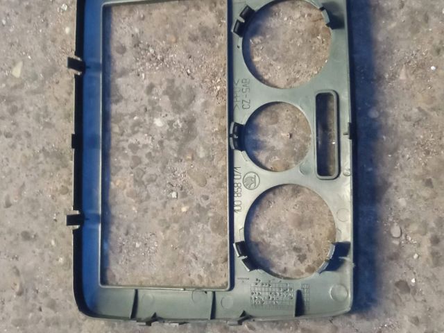 bontott SKODA OCTAVIA I Középkonzol Keret