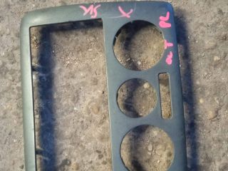 bontott SKODA OCTAVIA I Középkonzol Keret