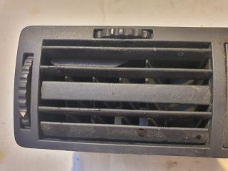 bontott SKODA OCTAVIA I Középső Szellőző