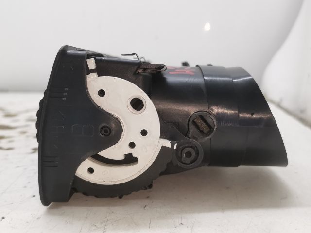 bontott SKODA OCTAVIA I Középső Szellőző