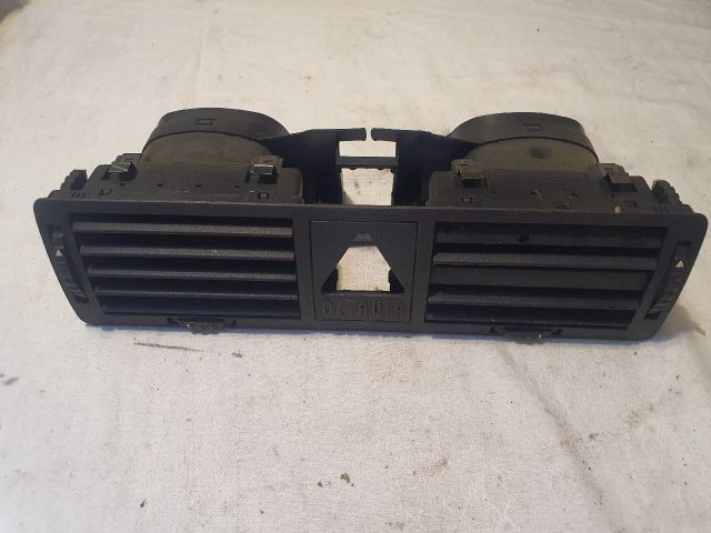 bontott SKODA OCTAVIA I Középső Szellőző