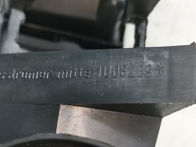 bontott SKODA OCTAVIA I Középső Szellőző