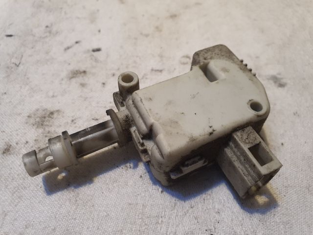 bontott SKODA OCTAVIA I Központizár Motor Csomagtérajtó