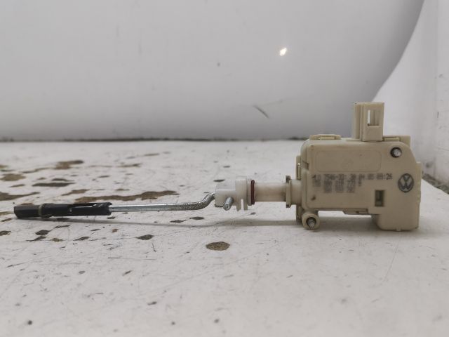 bontott SKODA OCTAVIA I Központizár Motor Tankajtó