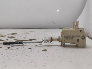 bontott SKODA OCTAVIA I Központizár Motor Tankajtó