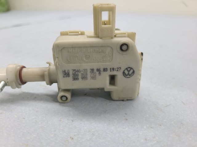 bontott SKODA OCTAVIA I Központizár Motor Tankajtó