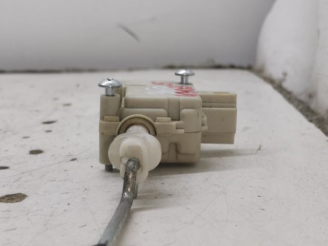 bontott SKODA OCTAVIA I Központizár Motor Tankajtó