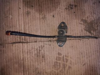 bontott SKODA OCTAVIA I Motorháztető Nyitó Kar / Gomb