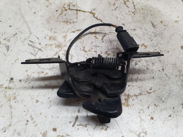 bontott SKODA OCTAVIA I Motorháztető Zárszerkezet