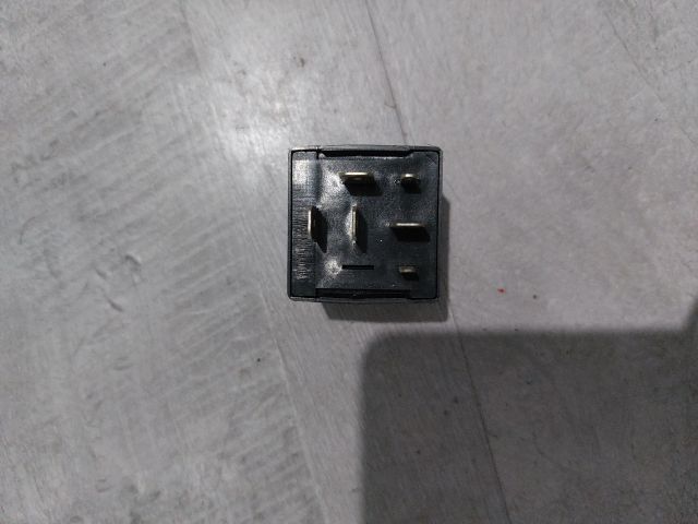 bontott SKODA OCTAVIA I Relé