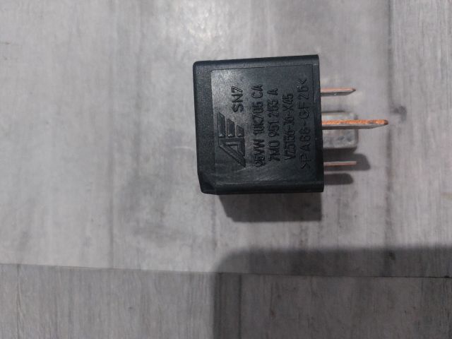 bontott SKODA OCTAVIA I Relé