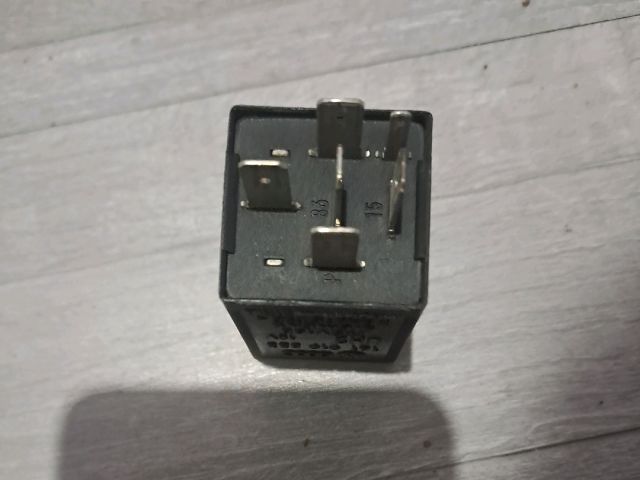 bontott SKODA OCTAVIA I Relé