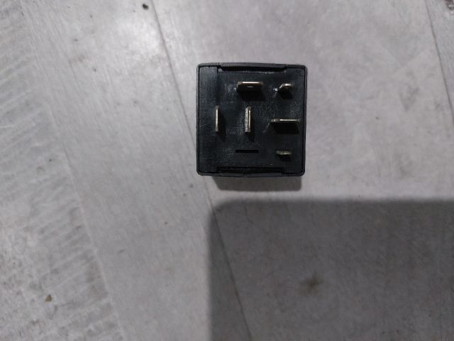 bontott SKODA OCTAVIA I Relé