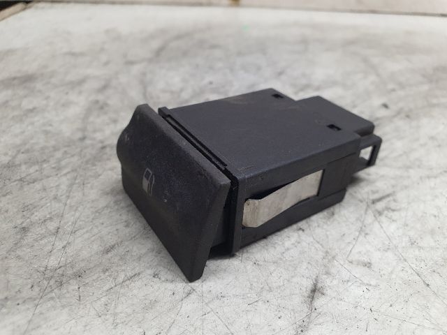 bontott SKODA OCTAVIA I Tankajtó Nyitó Kar / Gomb