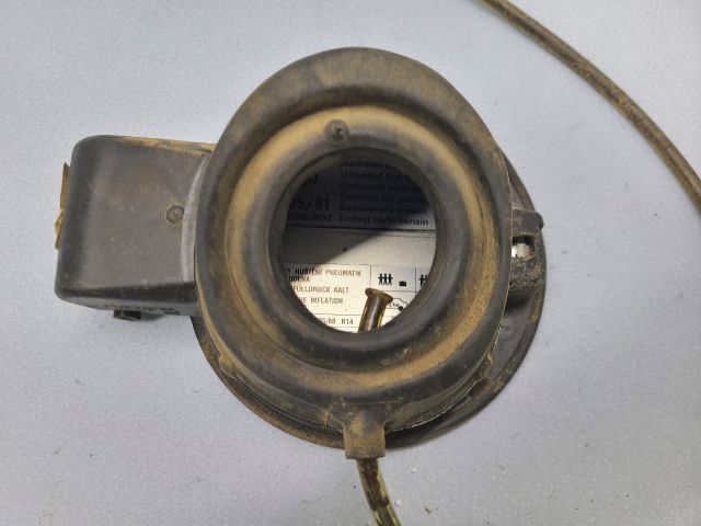 bontott SKODA OCTAVIA I Tankajtó